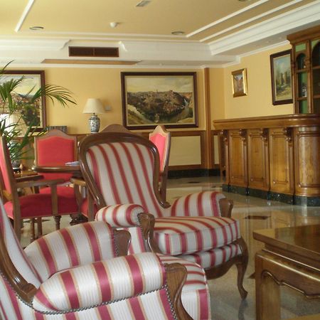 Hotel II Castillas Ávila Buitenkant foto