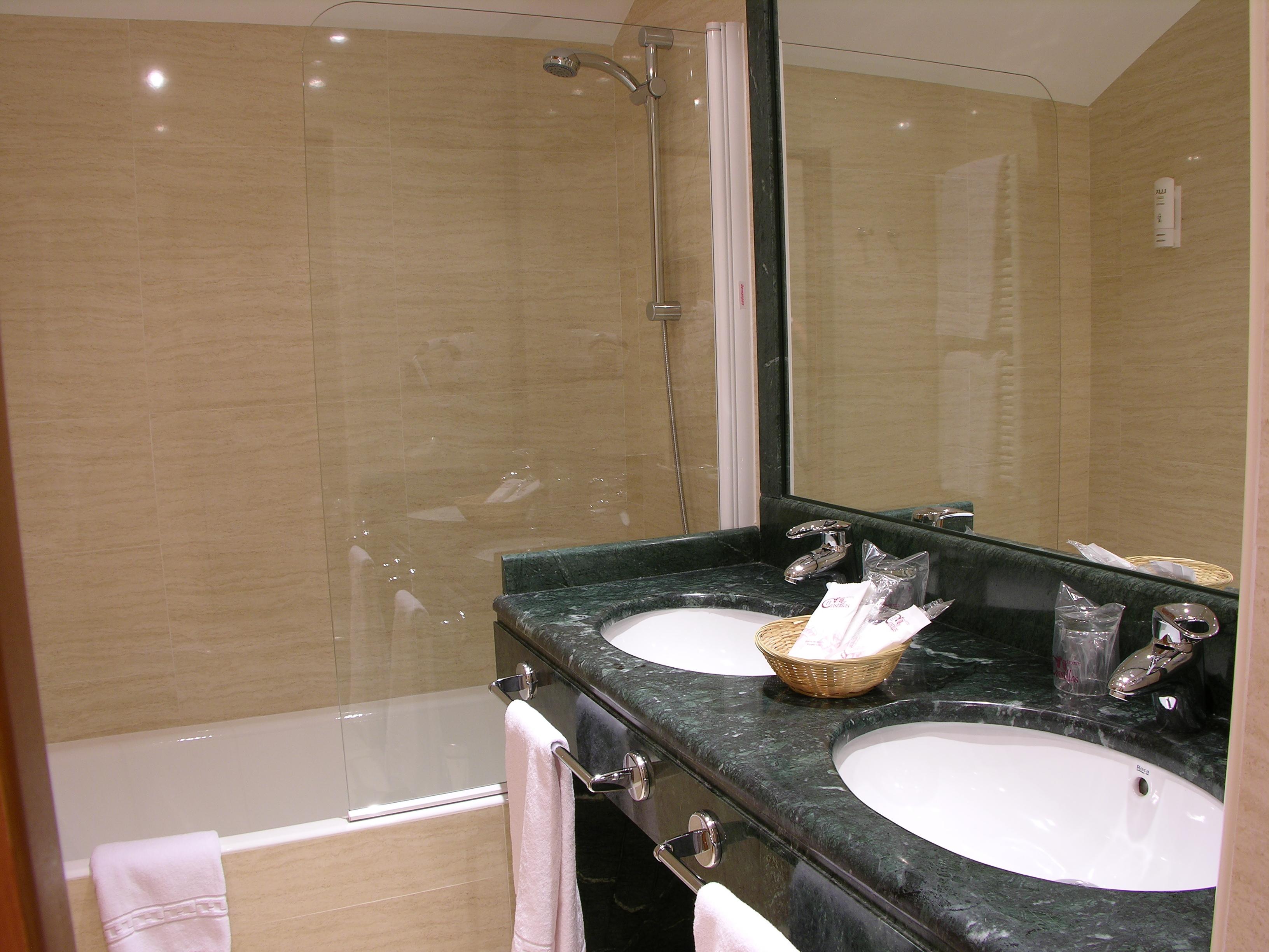 Hotel II Castillas Ávila Buitenkant foto